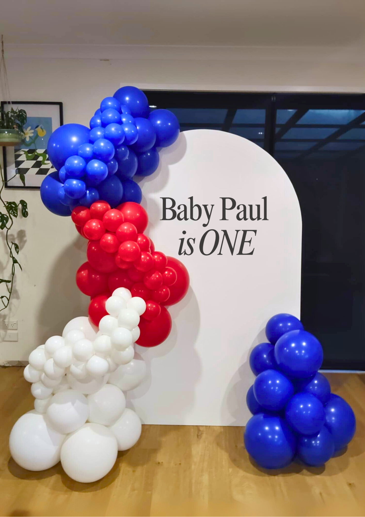 Display Arch + Balloon Garland Package.