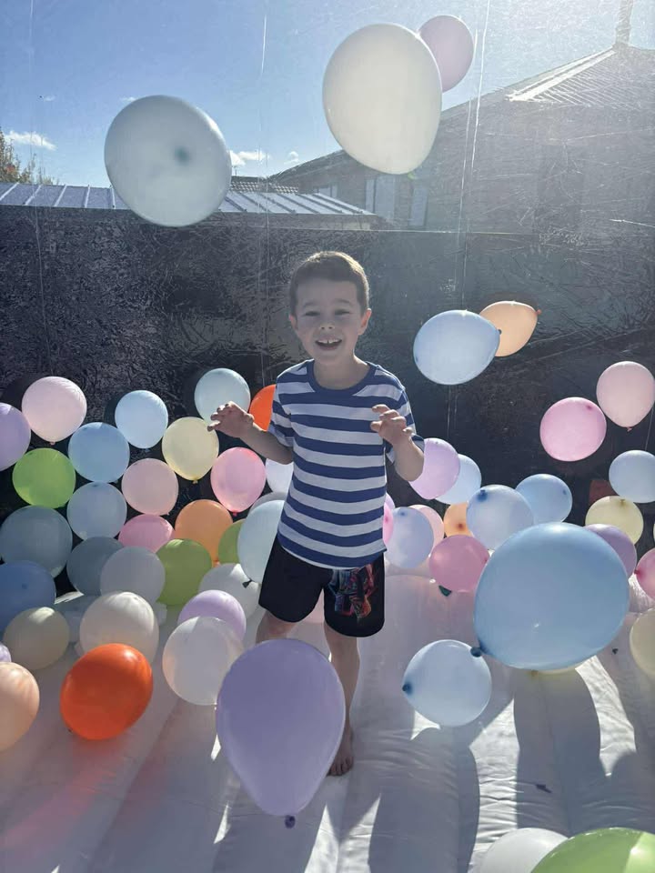 Bubble & Bounce House Hire with attendant 3hr Hire
